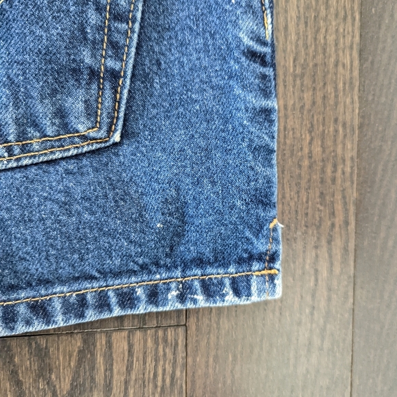 Blue Dark Wash Levi Short - Picture 8 of 12